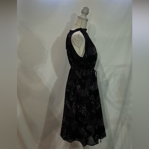 Dresses 2 for $35 or 3 $45 Mix & match) - Picture 4 of 6